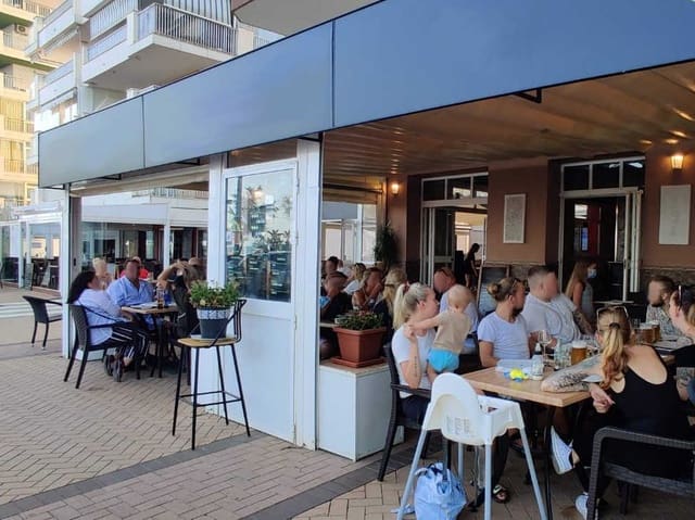 Restaurante/Bar para venda em Fuengirola - 119 950 € (Ref: 8416888)