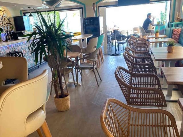 Restaurant/Bar til salg i Fuengirola - € 139.950 (Ref: 8644120)