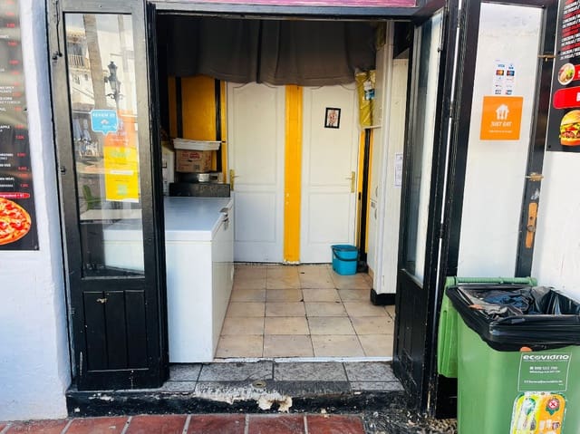 Commercial for sale in Benalmádena - € 34,950 (Ref: 8661385)