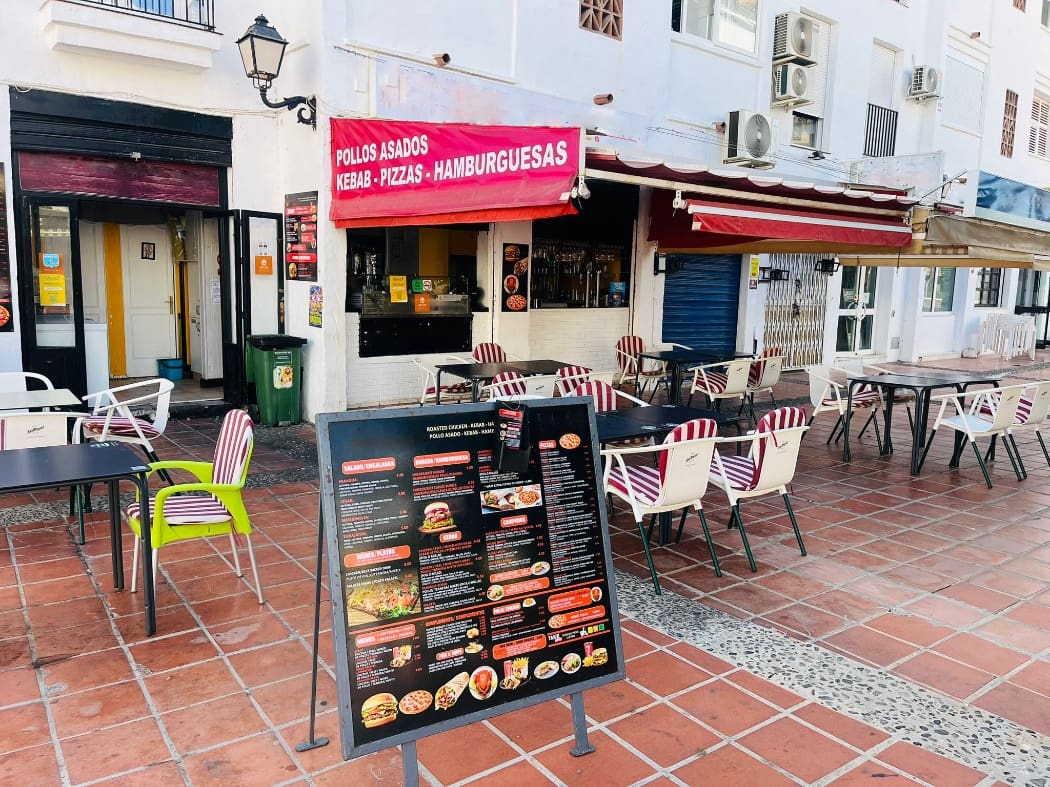 Commercial for sale in Benalmadena - € 34,950 (Ref: 8661385)
