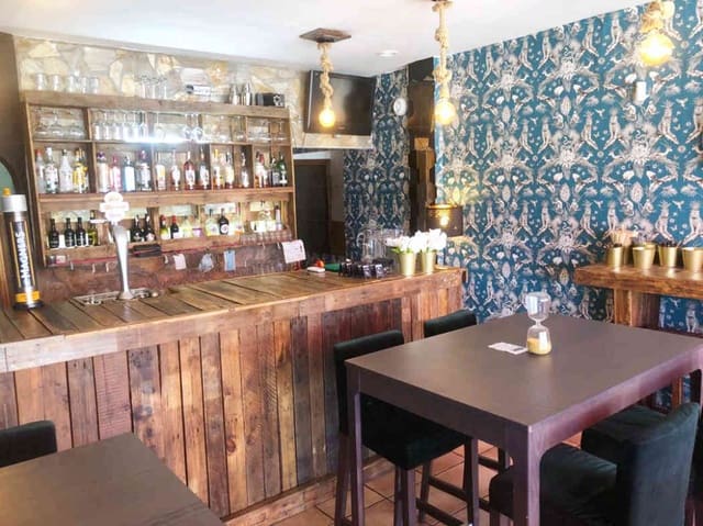 Restaurant/Bar til salgs i Benalmádena - € 29 950 (Ref: 8736558)