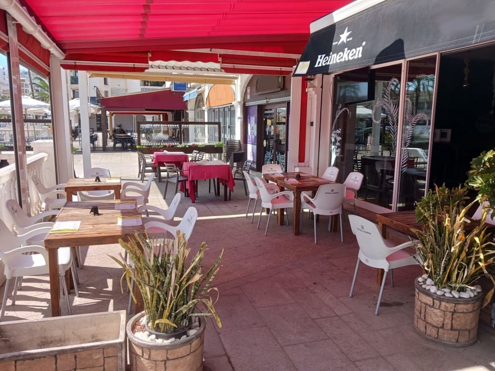 Restaurant/Bar til salg i Benalmadena - € 29.950 (Ref: 8736558)