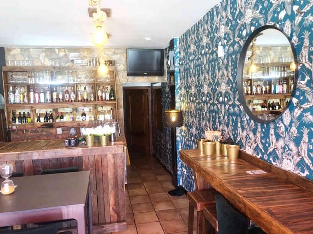 Restaurant/Bar til salgs i Benalmádena - € 29 950 (Ref: 8736558)