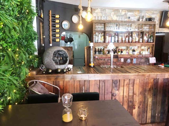 Restaurant/Bar til salgs i Benalmádena - € 29 950 (Ref: 8736558)