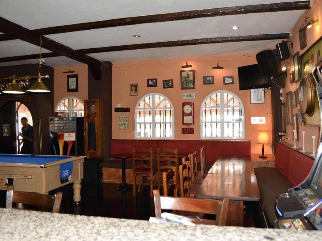 Restaurant/Bar til salg i Benalmadena - € 114.950 (Ref: 8912437)