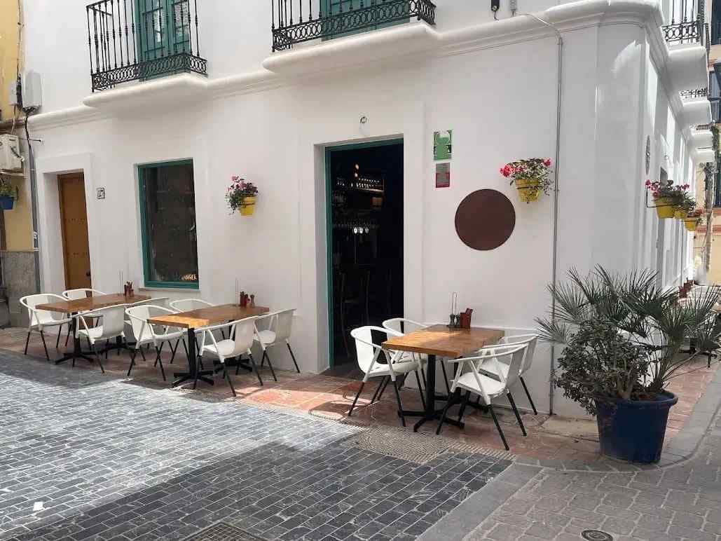 Restaurant/Bar til salg i Estepona - € 250.000 (Ref: 9033386)