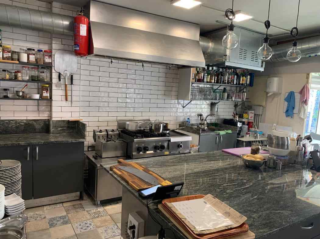 Restaurant/Bar til salgs i Fuengirola - € 54 950 (Ref: 9064524)