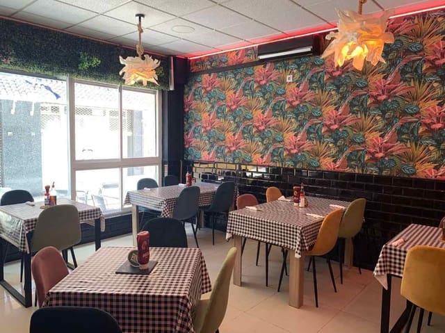 Restaurant/Bar til salg i Torremolinos - € 19.950 (Ref: 9097103)