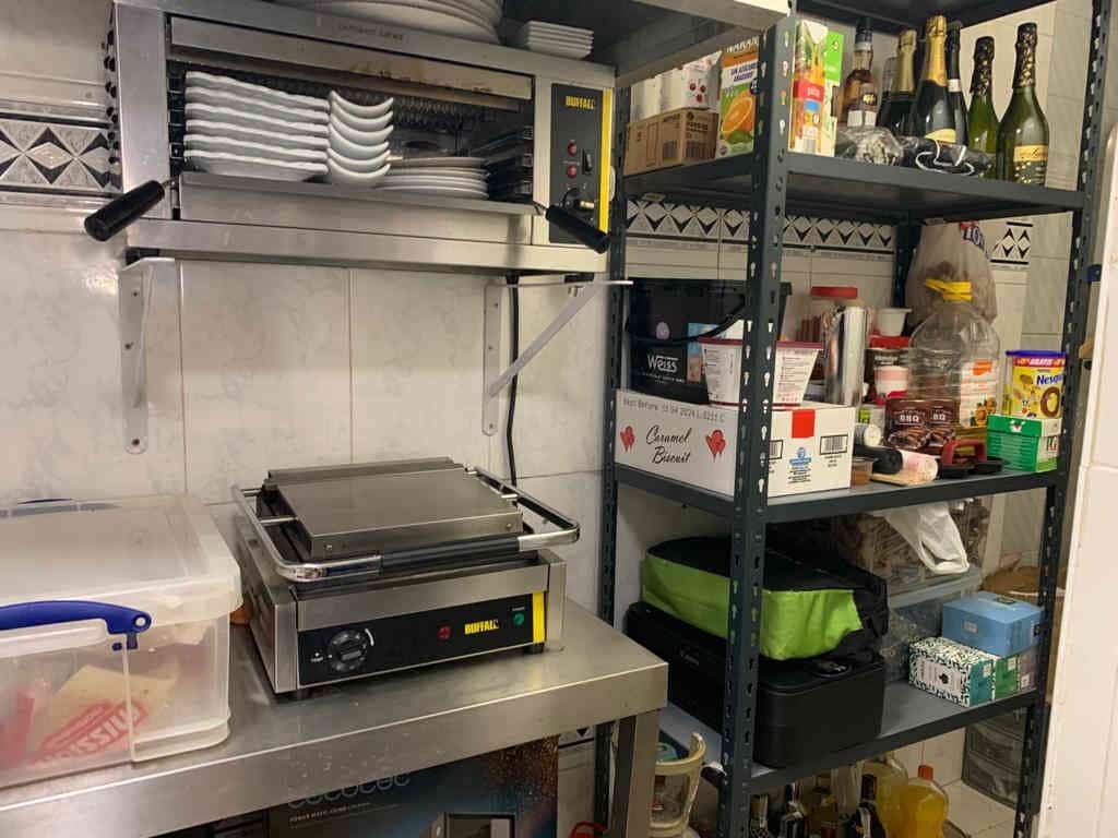 Restaurant/Bar til salgs i Fuengirola - € 34 950 (Ref: 9337039)