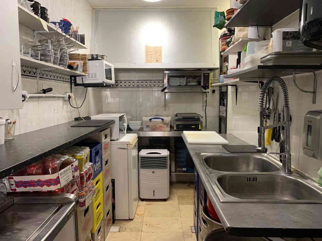 Restaurant/Bar til salgs i Fuengirola - € 34 950 (Ref: 9337039)