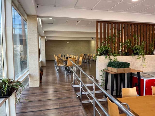 Restaurante/Bar para venda em Cártama - 119 950 € (Ref: 9348576)