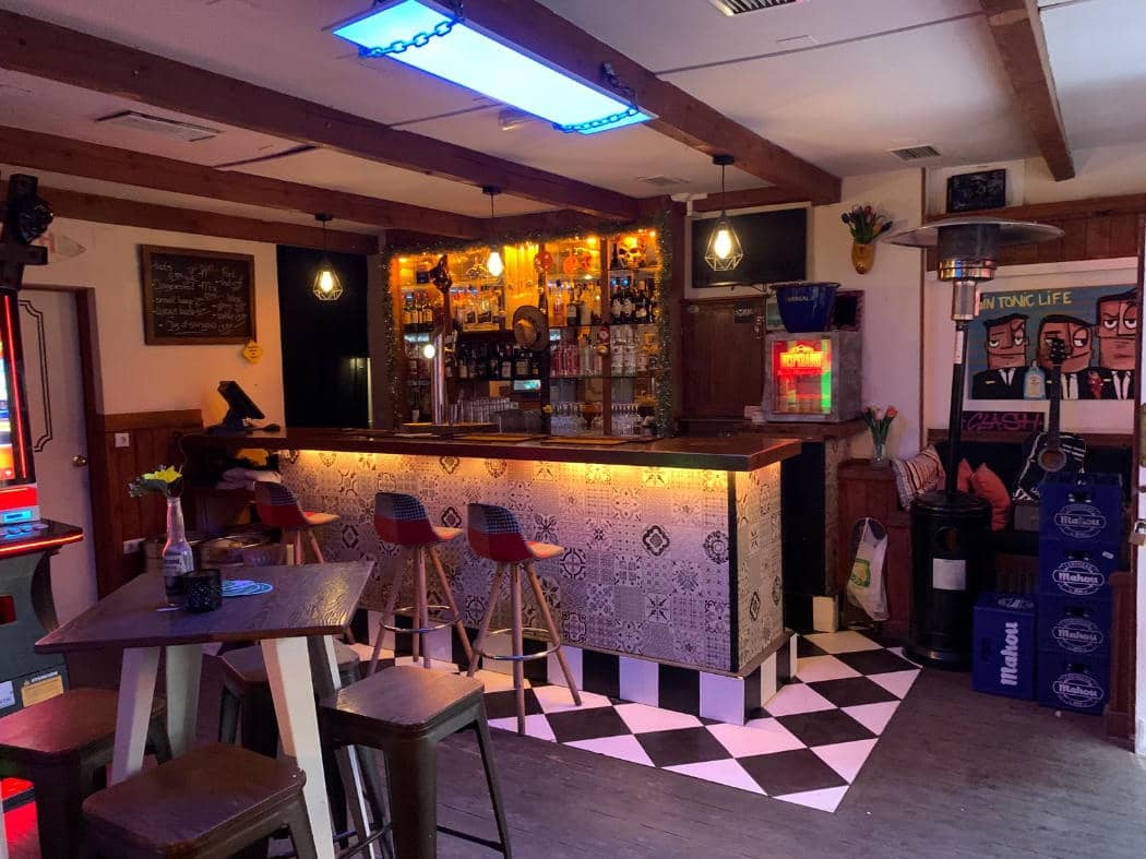 Restaurant/Bar for sale in Fuengirola - € 39,950 (Ref: 9445527)