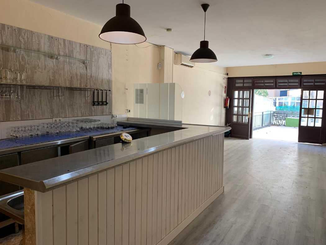 Ravintola/baari myytävänä paikassa Benalmadena - 114 950 € (Ref: 9471722)