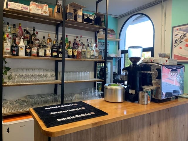 Ravintola/baari vuokrattavana paikassa Benalmádena - 1 282 € (Ref: 9523540)