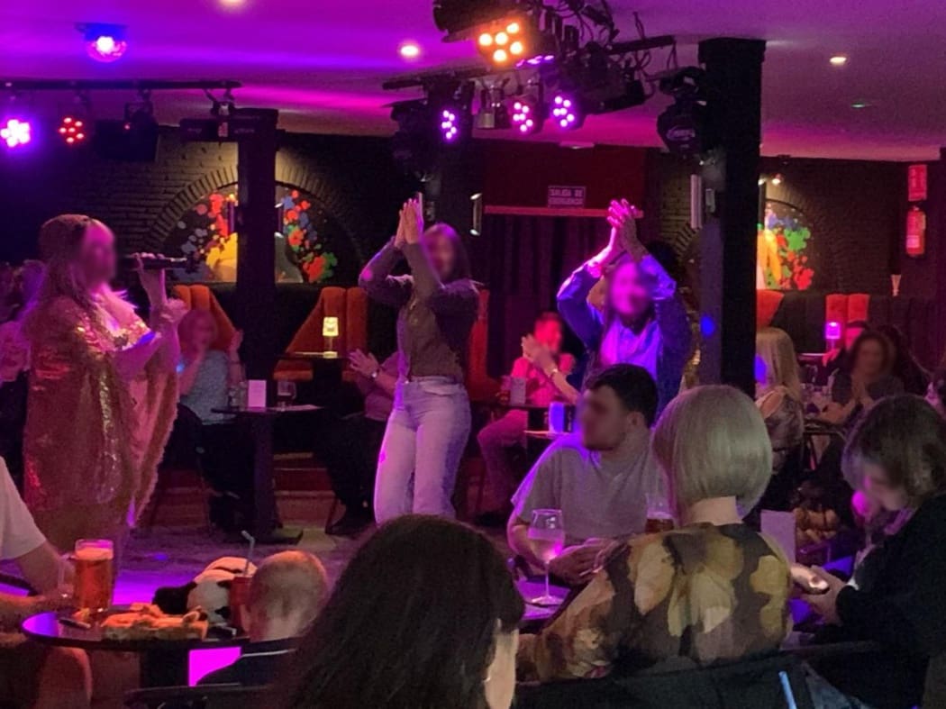 Restaurante/Bar para arrendar em Benalmadena - 2 500 € (Ref: 9523541)