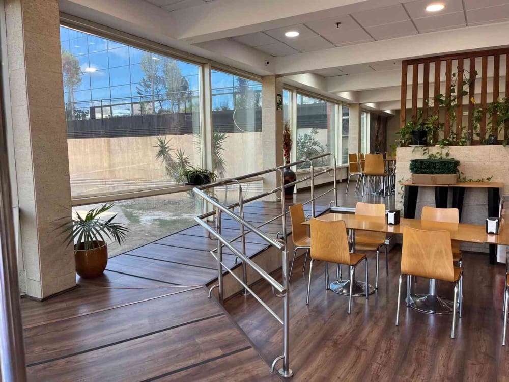 Ravintola/baari vuokrattavana paikassa Malaga kaupunki - 3 500 € (Ref: 9523545)