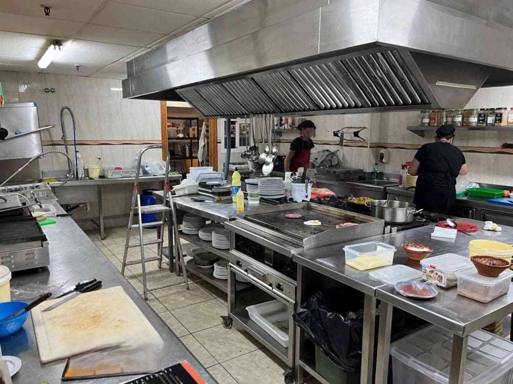 Ravintola/baari vuokrattavana paikassa Malaga kaupunki - 3 500 € (Ref: 9523545)