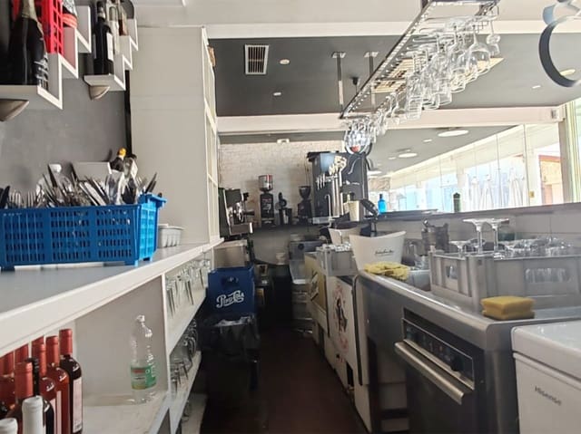 Ravintola/baari vuokrattavana paikassa Benalmádena - 2 700 € (Ref: 9523548)