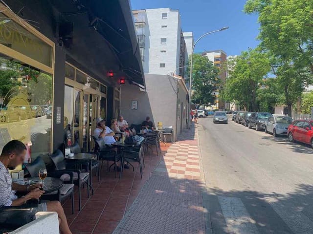 Restaurante/Bar para arrendar em Benalmádena - 1 050 € (Ref: 9523550)