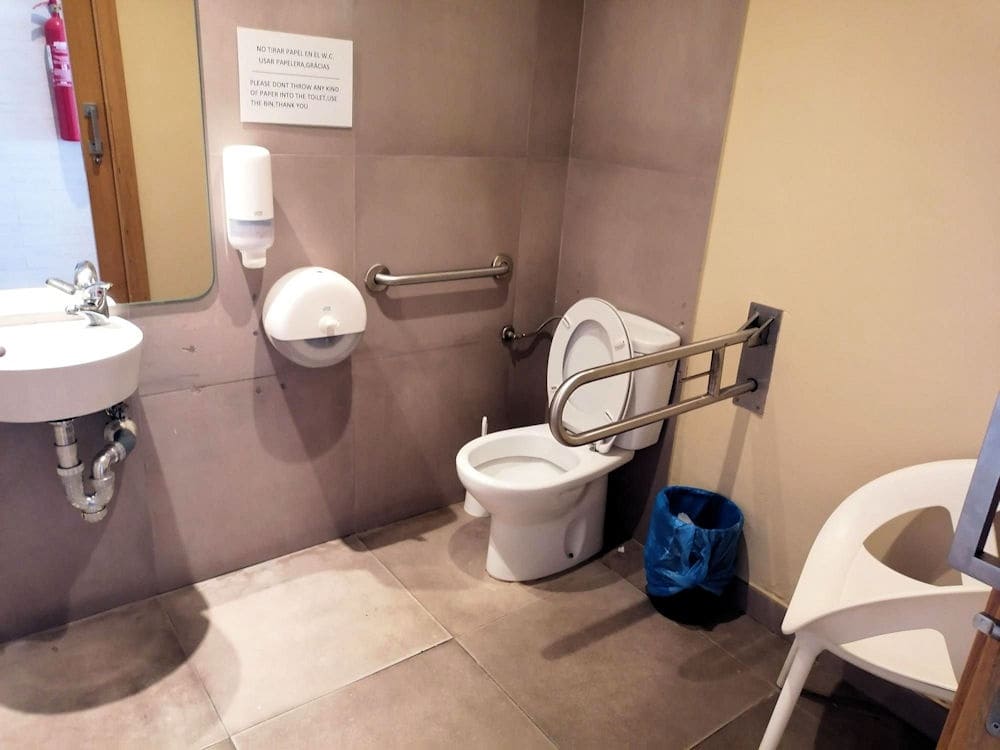 Restaurant/Bar for rent in Fuengirola - € 2,500 (Ref: 9523560)