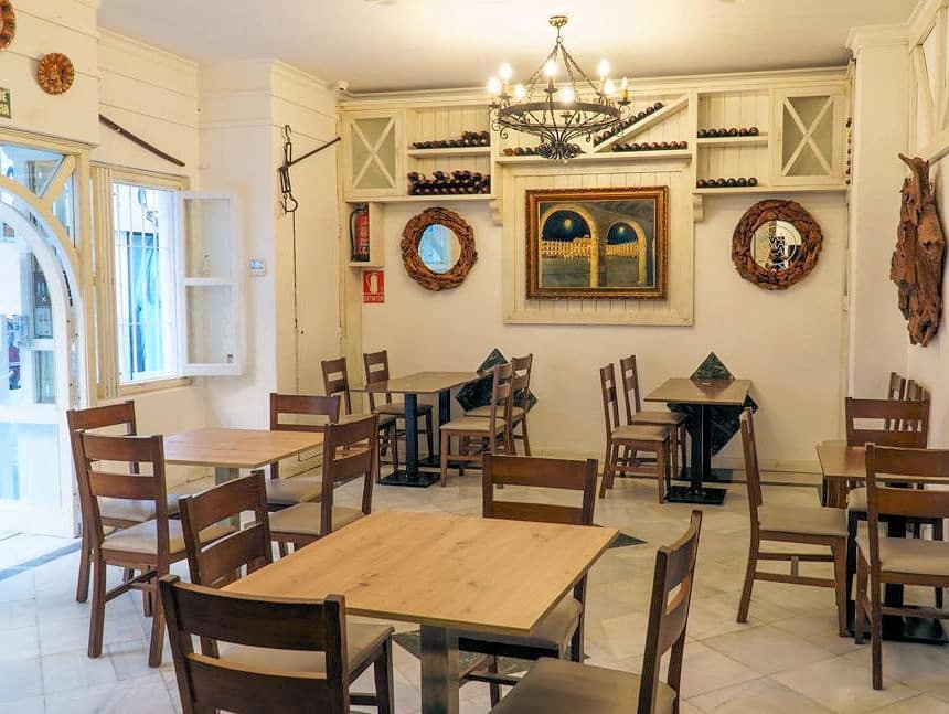 Restaurant/Bar til leie i Fuengirola - € 3 500 (Ref: 9523561)