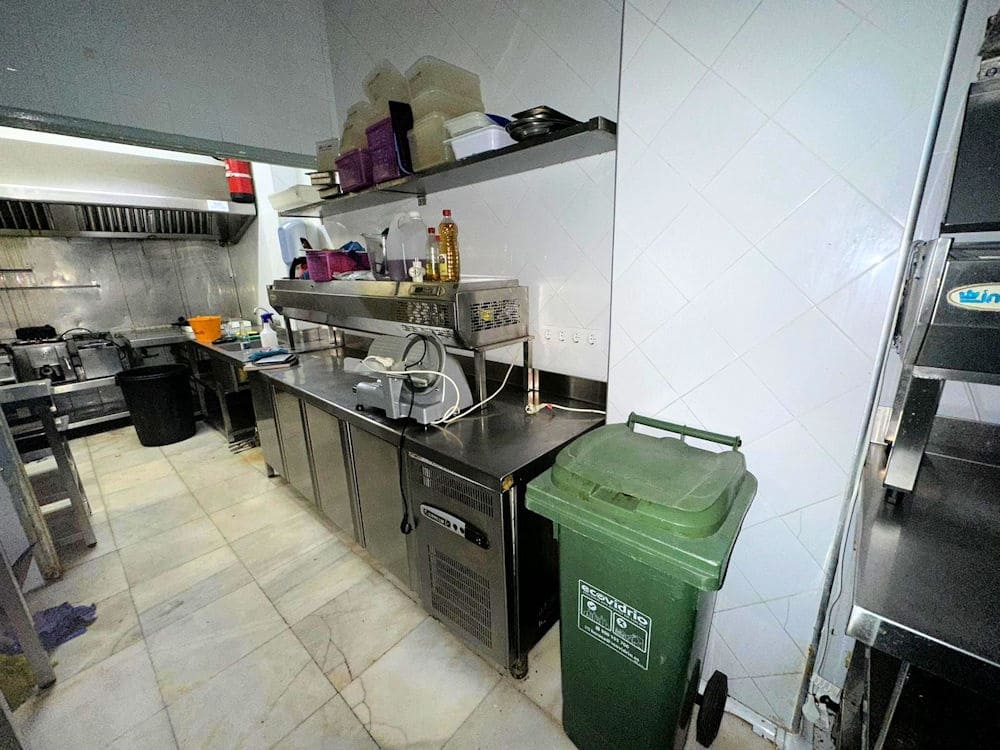 Restaurant/Bar til leie i Fuengirola - € 3 500 (Ref: 9523561)