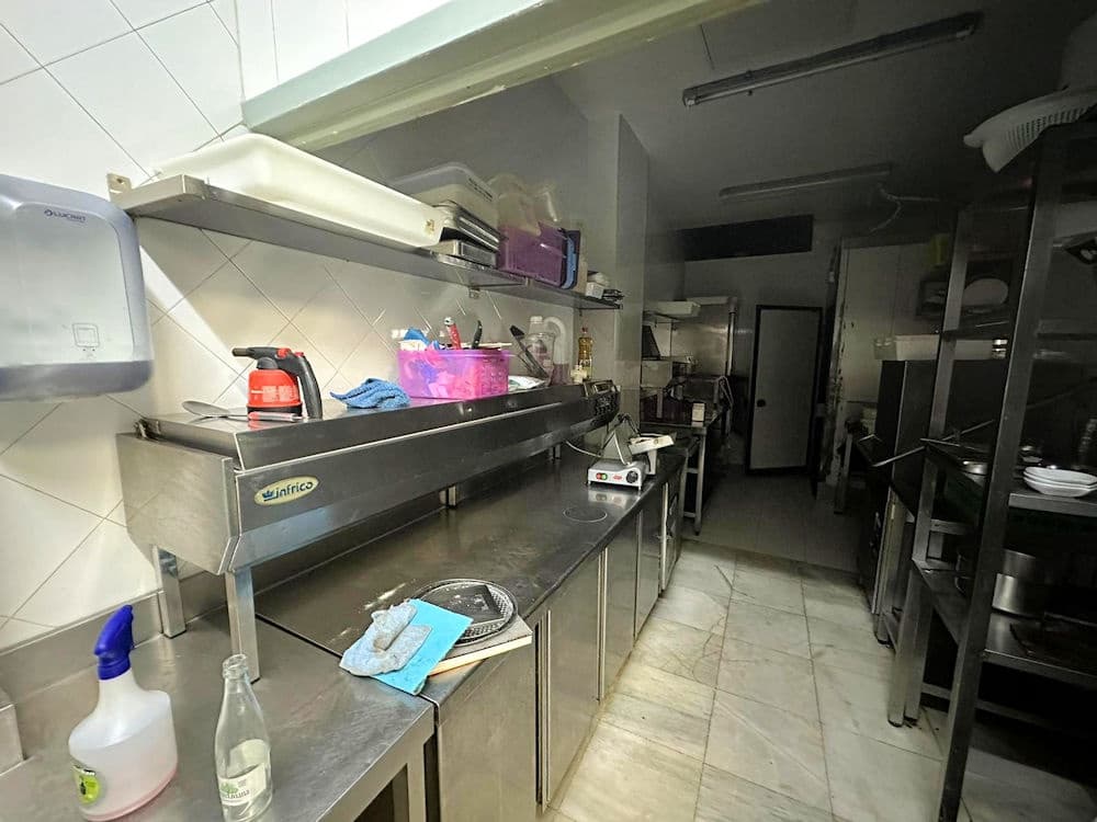 Restaurant/Bar til leie i Fuengirola - € 3 500 (Ref: 9523561)