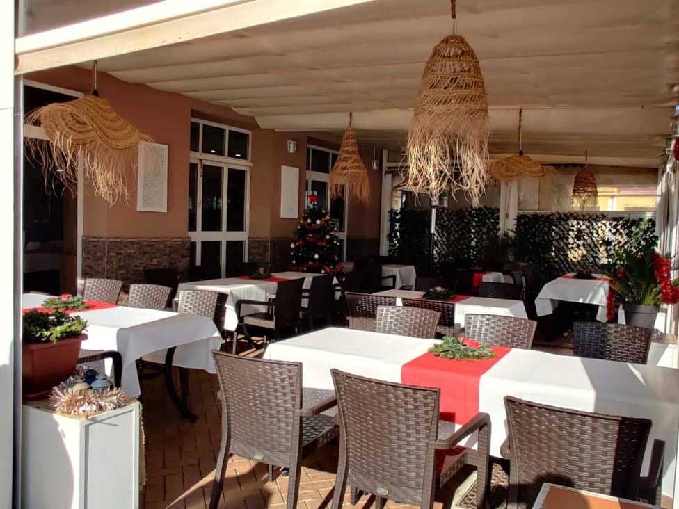 Ravintola/baari vuokrattavana paikassa Fuengirola - 1 800 € (Ref: 9523562)