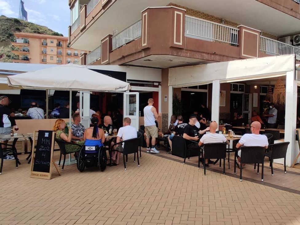 Ravintola/baari vuokrattavana paikassa Fuengirola - 1 800 € (Ref: 9523562)
