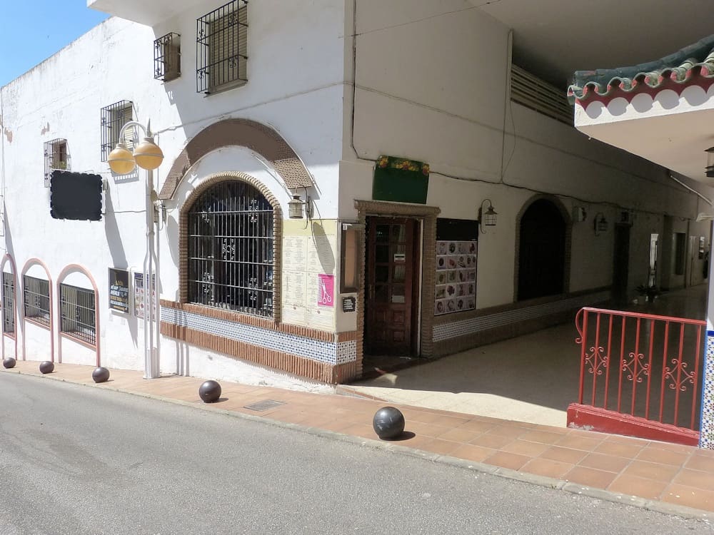 Bar/Restaurante en Benalmádena en venta - 224.950 € (Ref: 9532434)