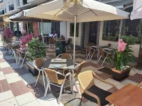 Restaurant/Bar til salgs i Alhaurin el Grande - € 79 950 (Ref: 9539044)