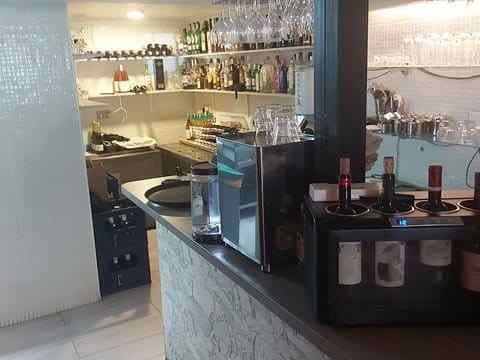 Restaurant/Bar til salgs i Alhaurin el Grande - € 79 950 (Ref: 9539044)