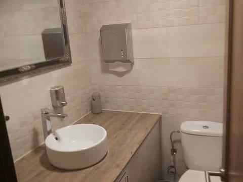 Restaurant/Bar til salgs i Alhaurin el Grande - € 79 950 (Ref: 9539044)