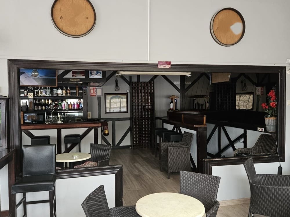 Restauracja lub bar na sprzedaż w Calahonda - 450 000 € (Ref: 9596887)