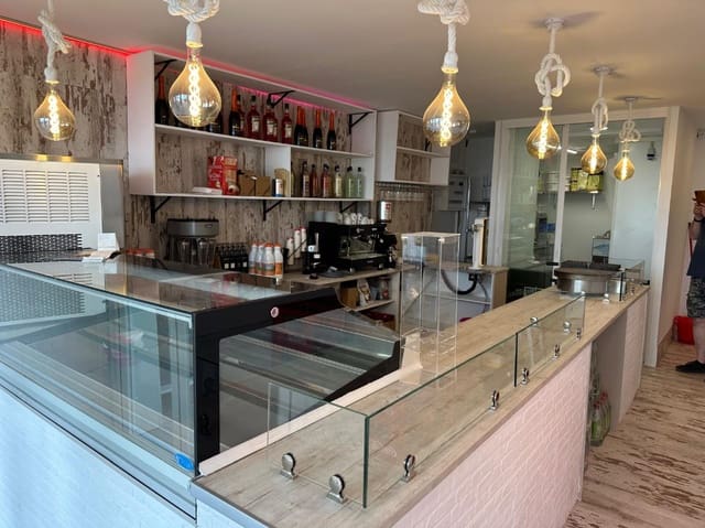 Restaurant/Bar à vendre à Fuengirola - 159 950 € (Ref: 9603329)