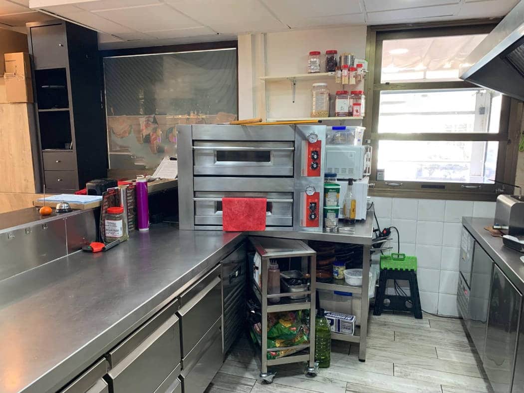 Bar/Restaurante en Fuengirola en venta - 209.950 € (Ref: 9679128)