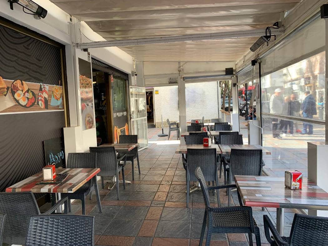 Bar/Restaurante en Fuengirola en venta - 209.950 € (Ref: 9679128)