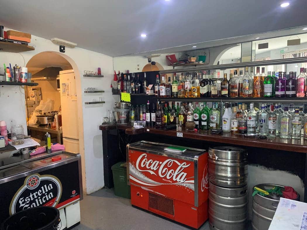 Restaurant/Bar til salgs i Benalmadena - € 29 950 (Ref: 9708123)