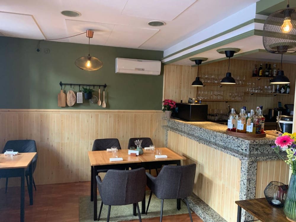 Restaurant/Bar til salg i Benalmadena - € 69.950 (Ref: 9716664)