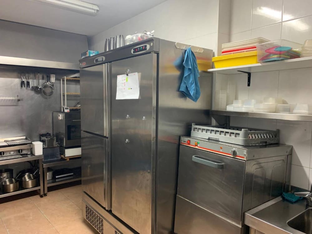 Restaurant/Bar til salg i Benalmadena - € 69.950 (Ref: 9716664)