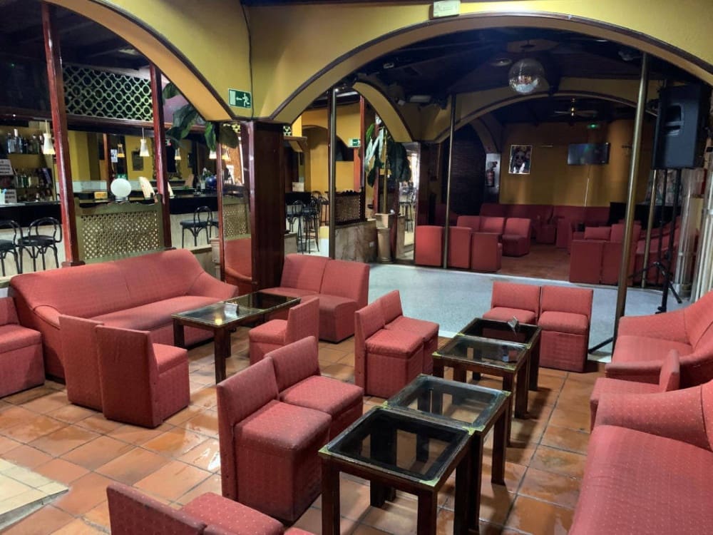 Bar/Restaurante en Torremolinos en venta - 219.950 € (Ref: 9736136)