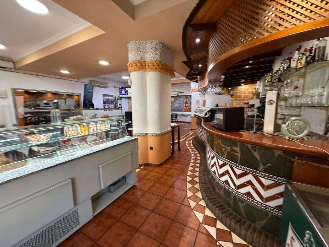 Restaurang/Bar att hyra i Fuengirola - 1 200 € (Ref: 9782034)