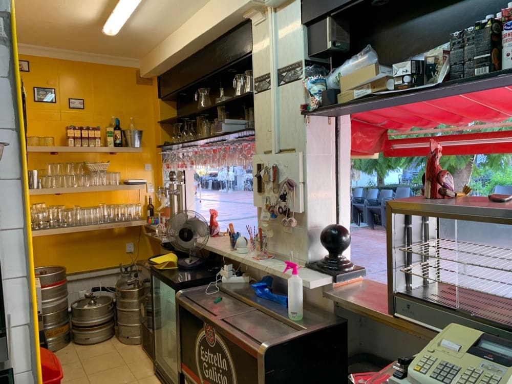 Restaurant/bar te huur in Benalmadena - € 1.000 (Ref: 9782037)
