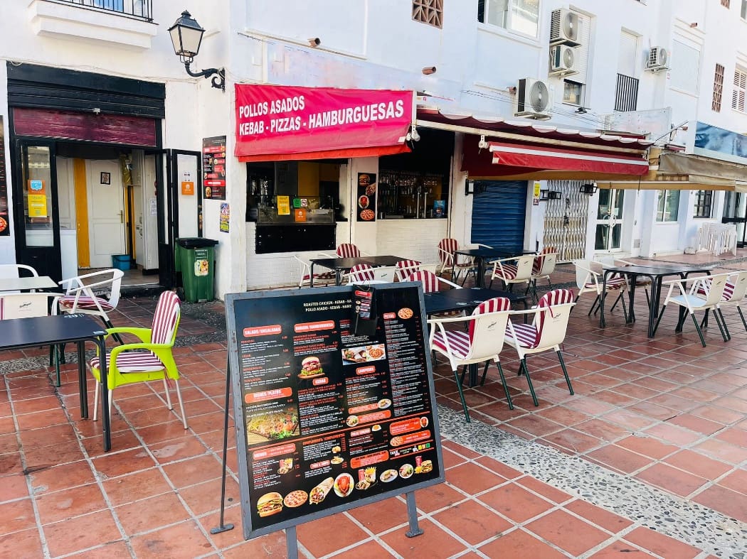 Restaurant/bar te huur in Benalmadena - € 1.000 (Ref: 9782037)