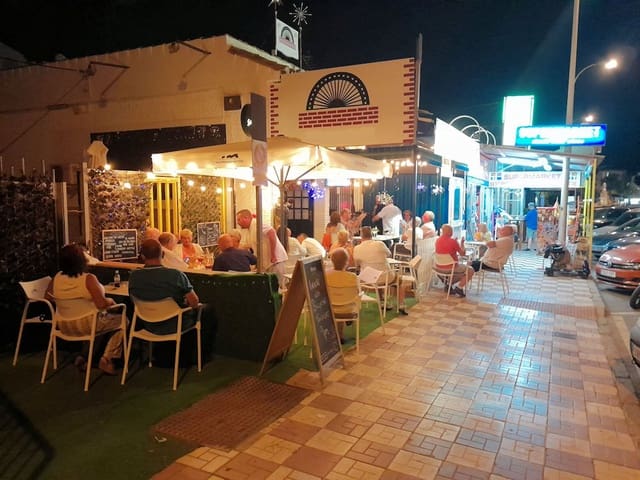 Restaurant/Bar til leje i Benalmadena Costa, Benalmádena - € 1.020 (Ref: 9782040)