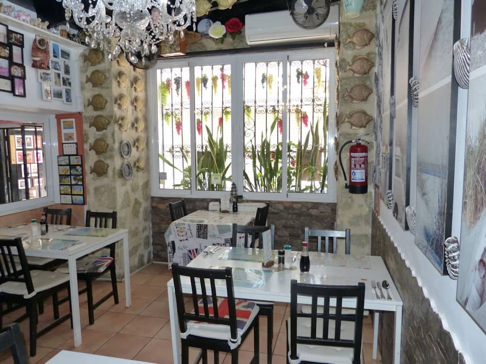 Restaurang/Bar att hyra i Fuengirola - 1 350 € (Ref: 9782042)