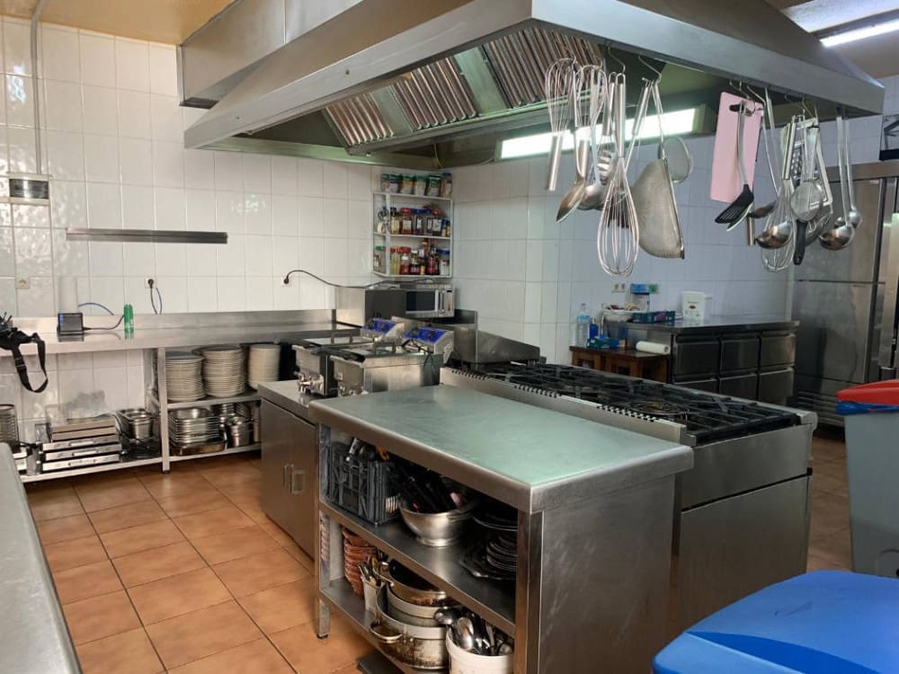 Restaurant/Bar til salg i Fuengirola - € 99.950 (Ref: 9795504)