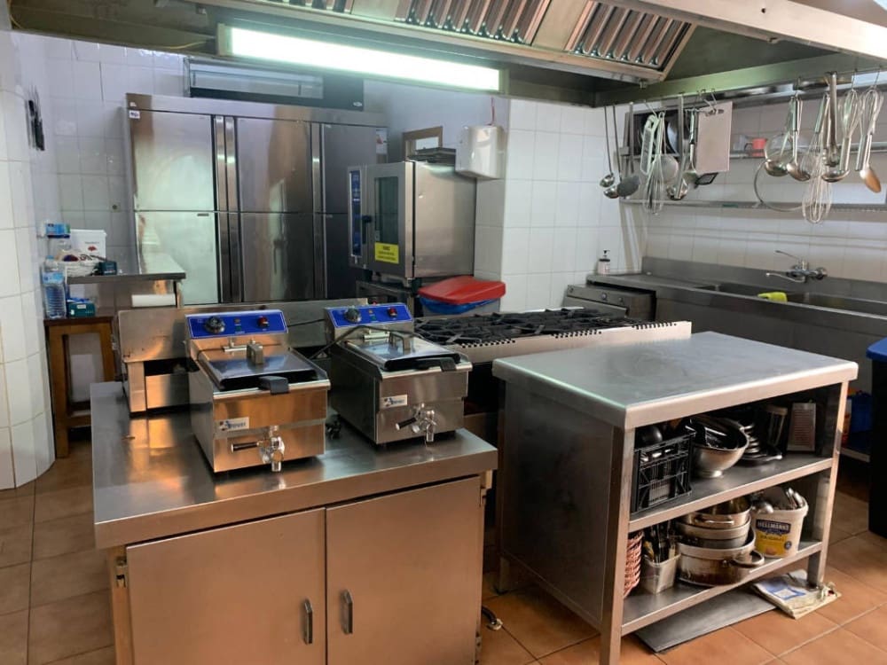 Restaurant/Bar til salg i Fuengirola - € 99.950 (Ref: 9795504)