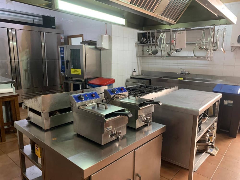 Restaurant/Bar til salg i Fuengirola - € 99.950 (Ref: 9795504)