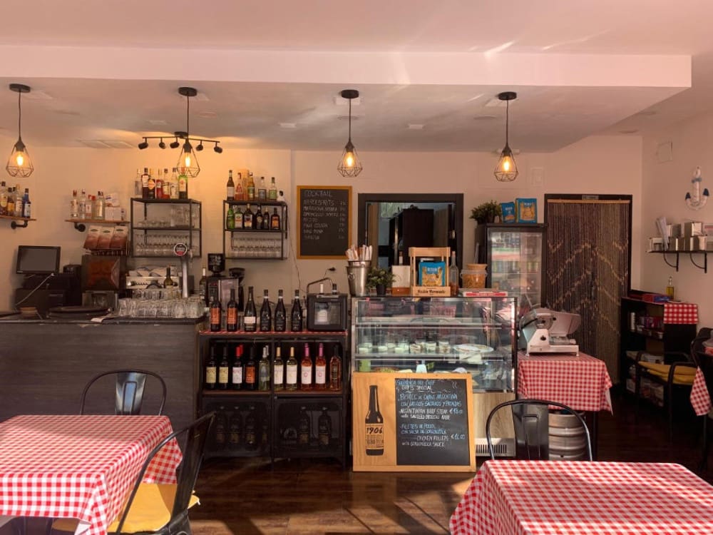 Restaurant/Bar for sale in Fuengirola - € 43,950 (Ref: 9866145)